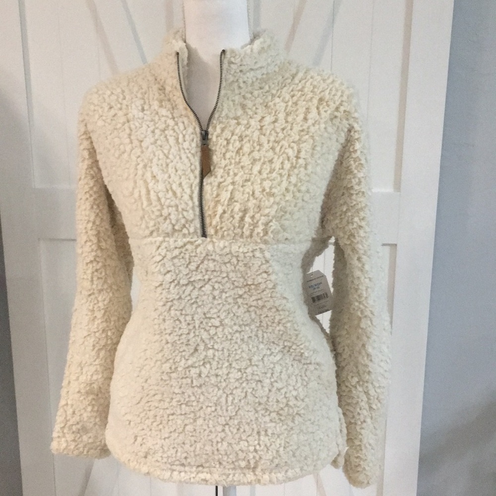 Time and Tru snowtipped Pullover. XS